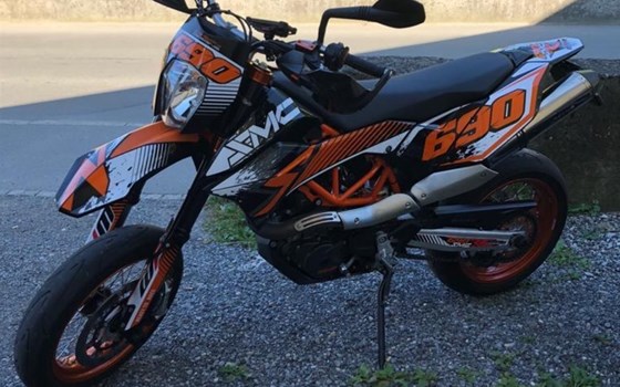 Gebrauchtmotorrad KTM 690 SMC R - Bild 1