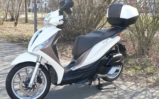 Gebrauchtmotorrad Piaggio Medley 125 - Bild 3