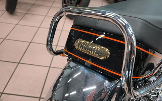 Gebrauchtmotorrad Yamaha SR 400 - Bild 6