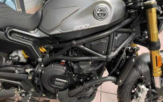 Gebrauchtmotorrad Benelli Leoncino 800 - Bild 2