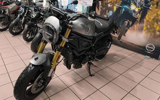 Gebrauchtmotorrad Benelli Leoncino 800 - Bild 4