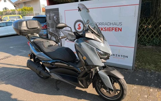Gebrauchtmotorrad Yamaha XMAX 300 Tech MAX - Bild 12