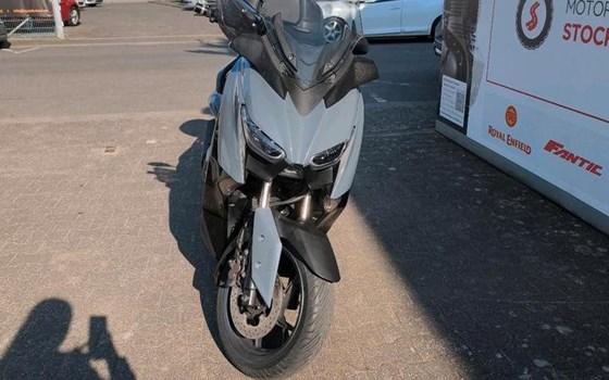 Gebrauchtmotorrad Yamaha XMAX 300 Tech MAX - Bild 4