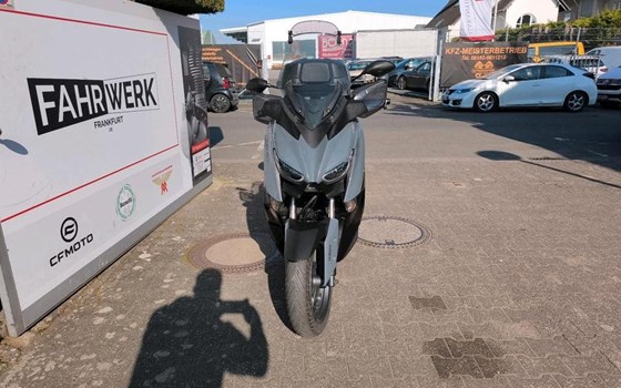 Gebrauchtmotorrad Yamaha XMAX 300 Tech MAX - Bild 7