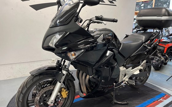 Gebrauchtmotorrad Honda CBF 600 S - Bild 3