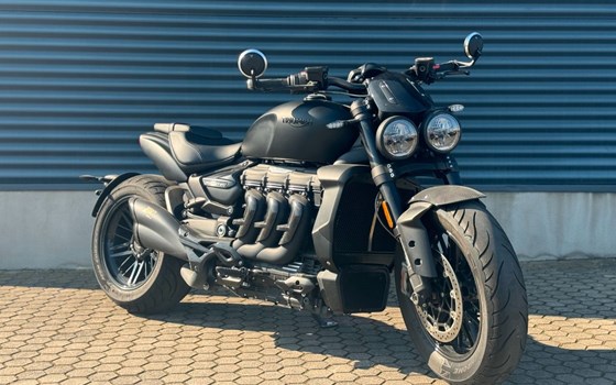 Gebrauchtmotorrad Triumph Rocket 3 R Black - Bild 1