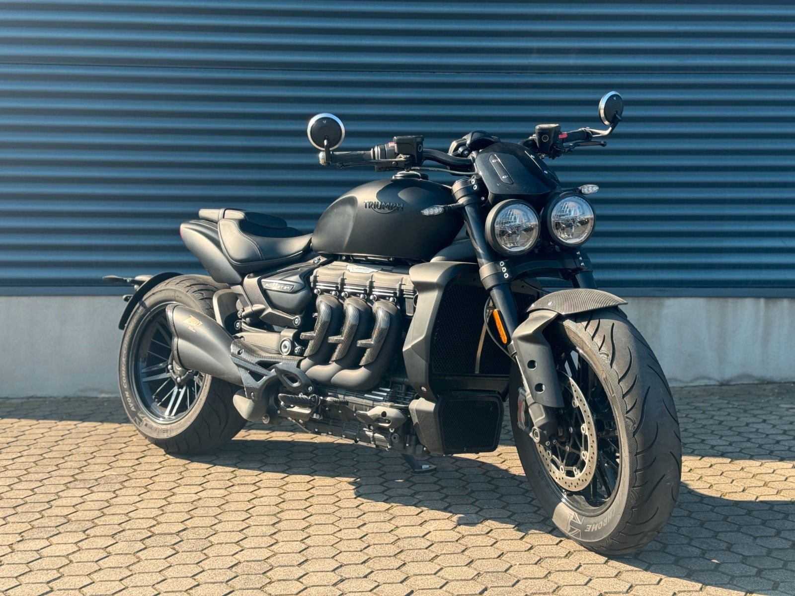 Triumph Rocket 3 R Black
