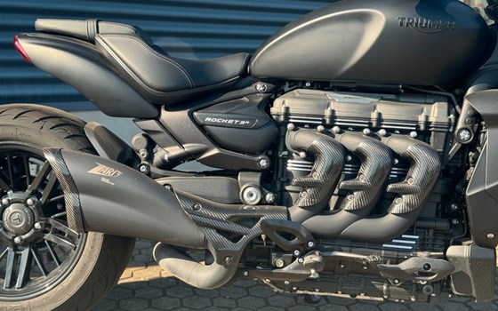 Gebrauchtmotorrad Triumph Rocket 3 R Black - Bild 3