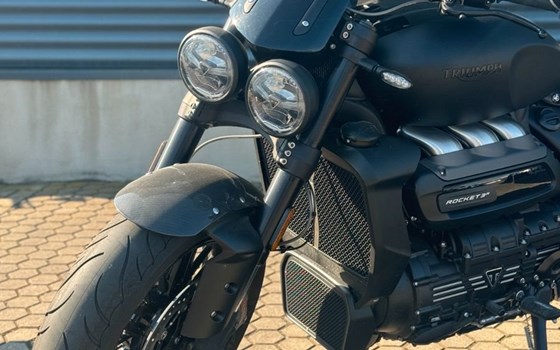 Gebrauchtmotorrad Triumph Rocket 3 R Black - Bild 6