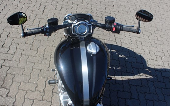 Gebrauchtmotorrad Triumph Rocket 3 R - Bild 9