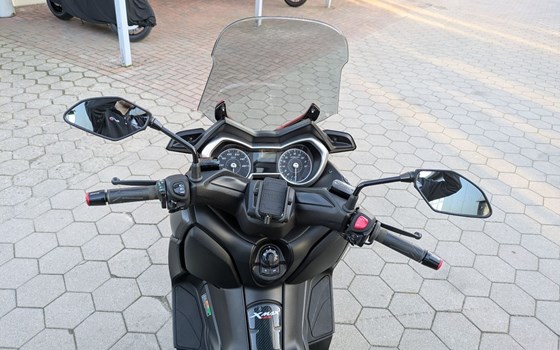 Gebrauchtmotorrad Yamaha XMAX 125 - Bild 10
