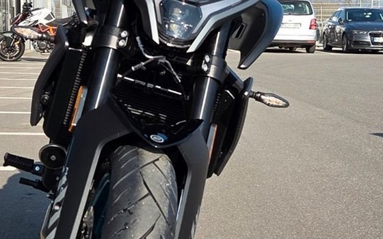 Neufahrzeug CFMOTO 800NK Advanced - Bild 3