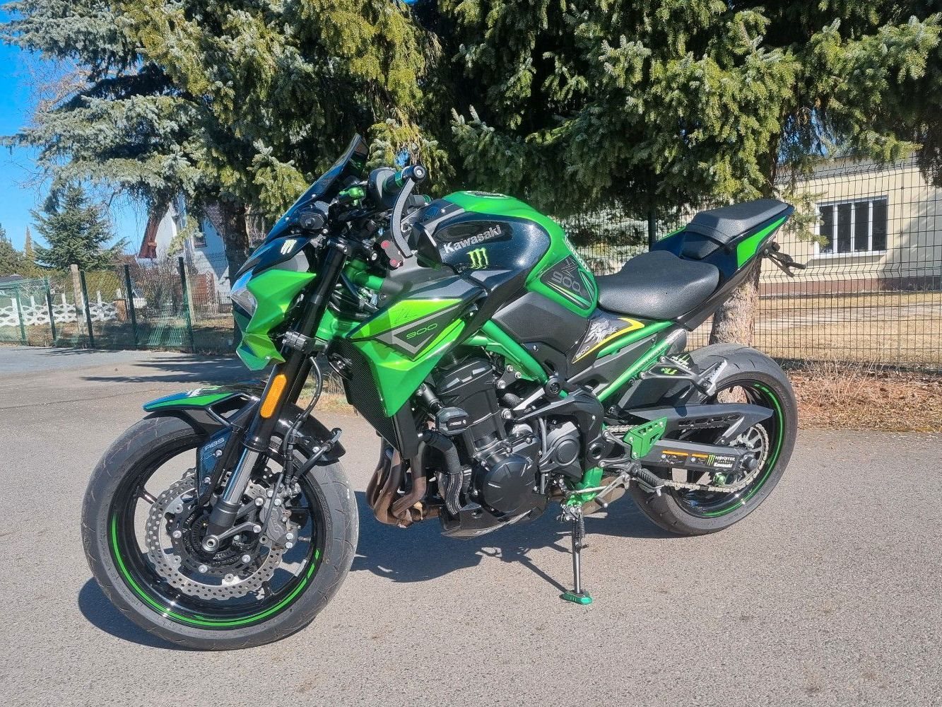 Kawasaki Z900