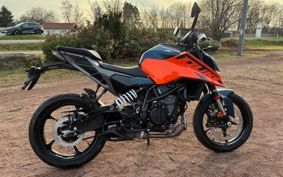 Neufahrzeug KTM 125 Duke - Bild 3
