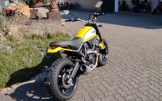 Gebrauchtmotorrad Ducati Scrambler Icon - Bild 3