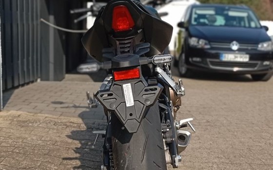 Gebrauchtmotorrad Honda CB650R - Bild 8