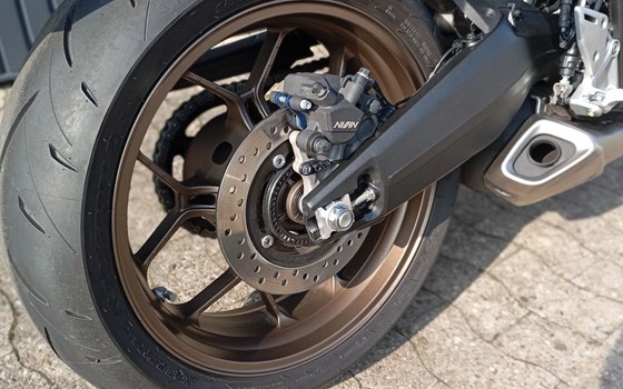 Gebrauchtmotorrad Honda CB650R - Bild 9