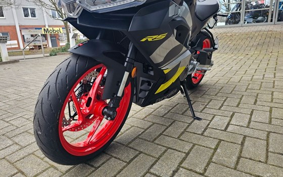 Neufahrzeug Aprilia RS 457 - Bild 3