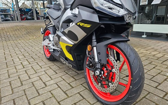 Neufahrzeug Aprilia RS 457 - Bild 5