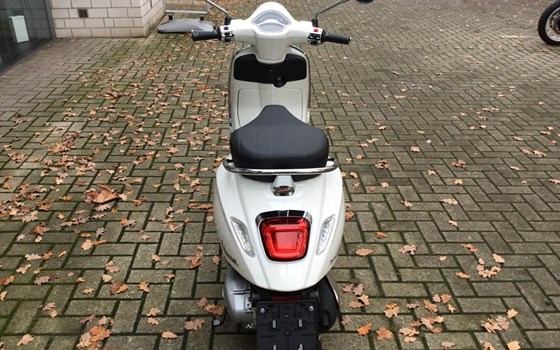 Neufahrzeug Vespa 125 Primavera - Bild 4
