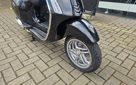 Neufahrzeug Vespa 125 Primavera - Bild 7