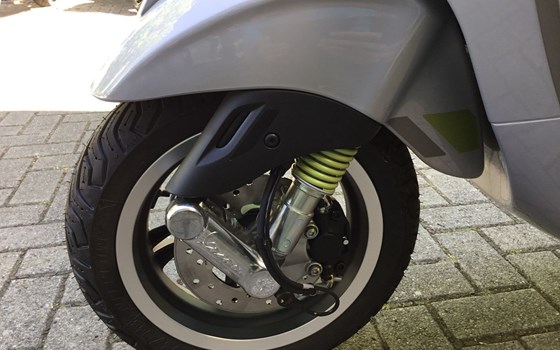 Neufahrzeug Vespa Primavera Tech 50 - Bild 12