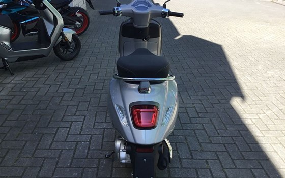 Neufahrzeug Vespa Primavera Tech 50 - Bild 4