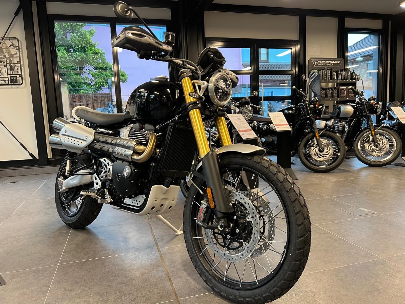 Triumph Scrambler 1200 XE