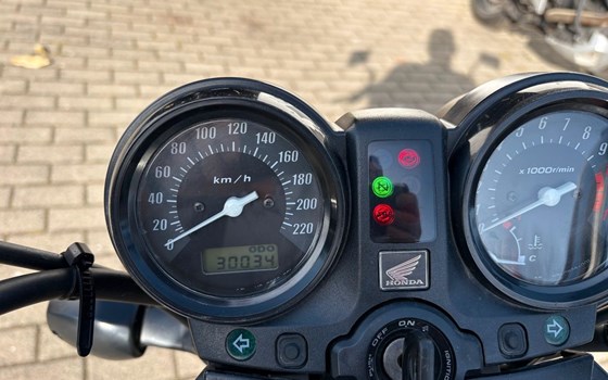 Gebrauchtmotorrad Honda CBF 500 - Bild 11