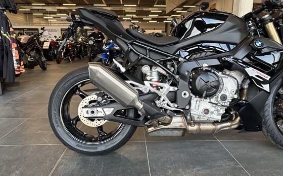 Gebrauchtmotorrad BMW S 1000 R - Bild 9