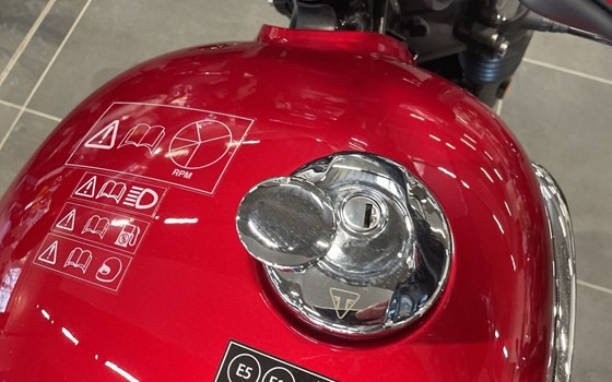 Gebrauchtmotorrad Triumph Speedmaster - Bild 12