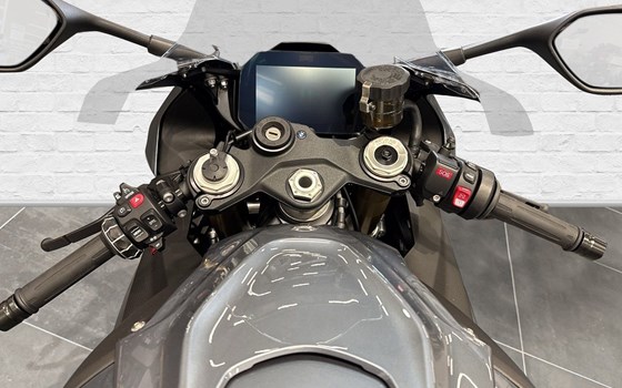 Gebrauchtmotorrad BMW S 1000 RR - Bild 5