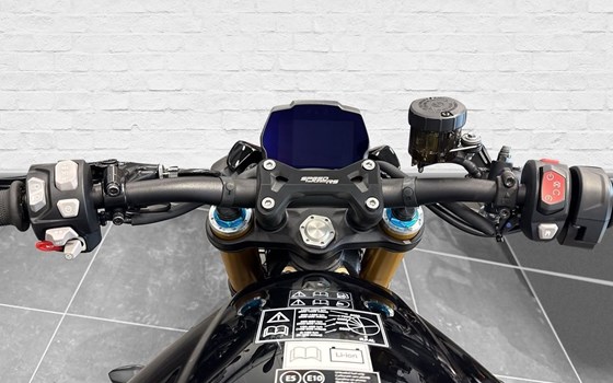 Gebrauchtmotorrad Triumph Speed Triple 1200 RS - Bild 5