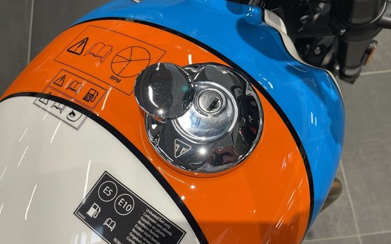 Gebrauchtmotorrad Triumph Speed Twin 900 - Bild 12