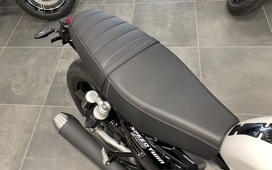 Gebrauchtmotorrad Triumph Speed Twin 900 - Bild 13