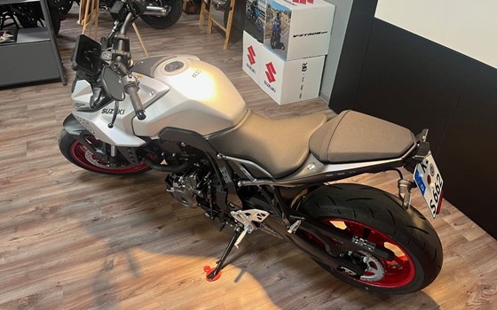 Neufahrzeug Suzuki GSX-8S - Bild 4