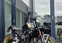 Neumotorrad Suzuki GSX-8TT