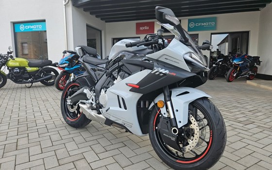 Neufahrzeug CFMOTO 675SR-R - Bild 1