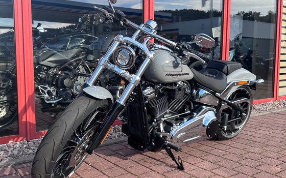 Gebrauchtmotorrad Harley-Davidson Softail Breakout 117 - Bild 11