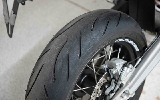 Gebrauchtmotorrad KTM 690 SMC R - Bild 13