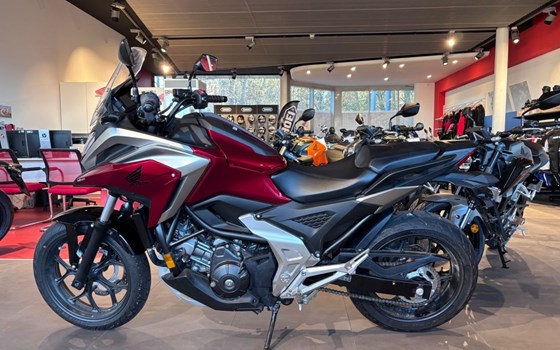 Gebrauchtmotorrad Honda NC750X DCT - Bild 4