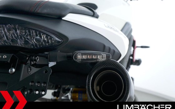 Gebrauchtmotorrad Triumph Speed Triple R - Bild 19