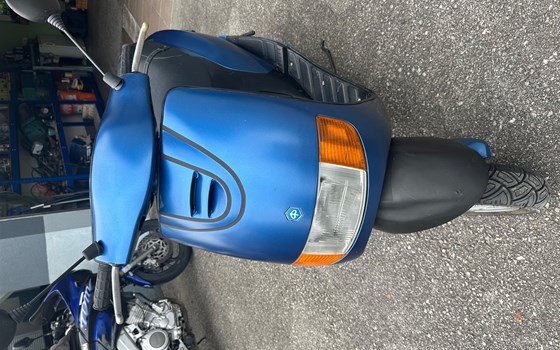 Gebrauchtmotorrad Piaggio Sfera 125 - Bild 3