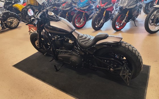 Gebrauchtmotorrad Harley-Davidson Softail Fat Bob 114 FXFBS - Bild 6