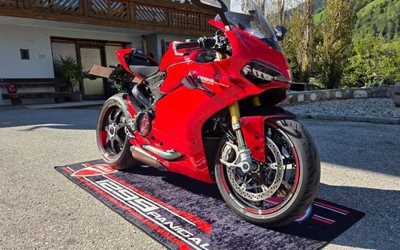Gebrauchtmotorrad Ducati 1299 Panigale S - Bild 1