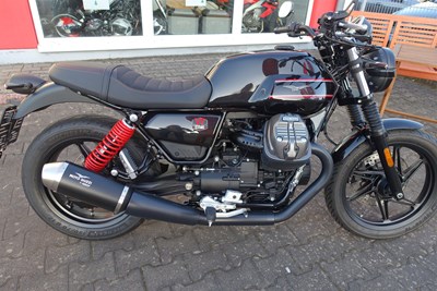 V7 Stone Special Edition