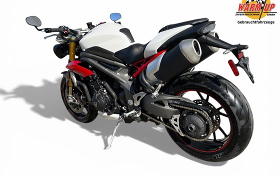 Gebrauchtmotorrad Triumph Speed Triple R - Bild 12