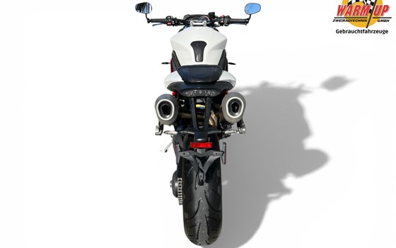 Gebrauchtmotorrad Triumph Speed Triple R - Bild 6