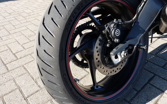 Gebrauchtmotorrad Triumph Street Triple - Bild 10