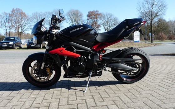 Gebrauchtmotorrad Triumph Street Triple - Bild 3
